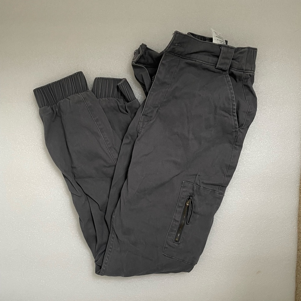 GRAY HOLLISTER JOGGERS